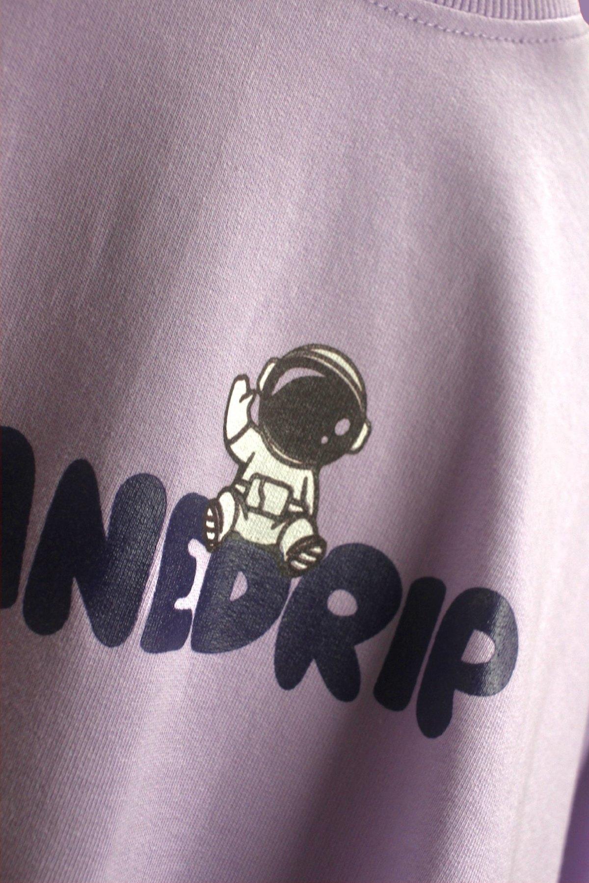 NEED SOME SPACE OVERSIZED TEE